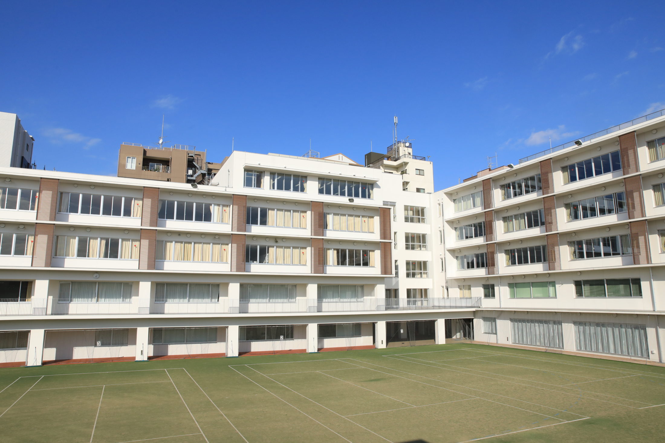 三田 市立 富士 中学校